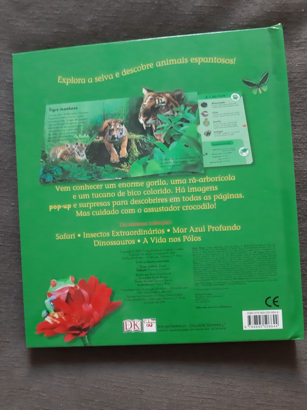 Livro SELVA com imagens Pop-Up