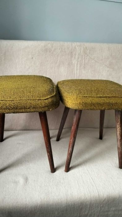 2x taboret stołek patyczak tapicerowany PRL do renowacji