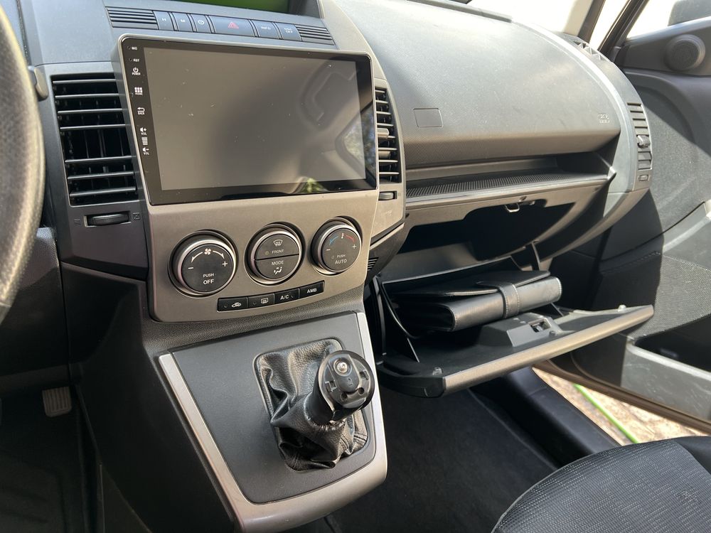 Mazda5 2.0 Diesel gasóleo 143cv • 7 Lugares • 2007 • Carro Familiar