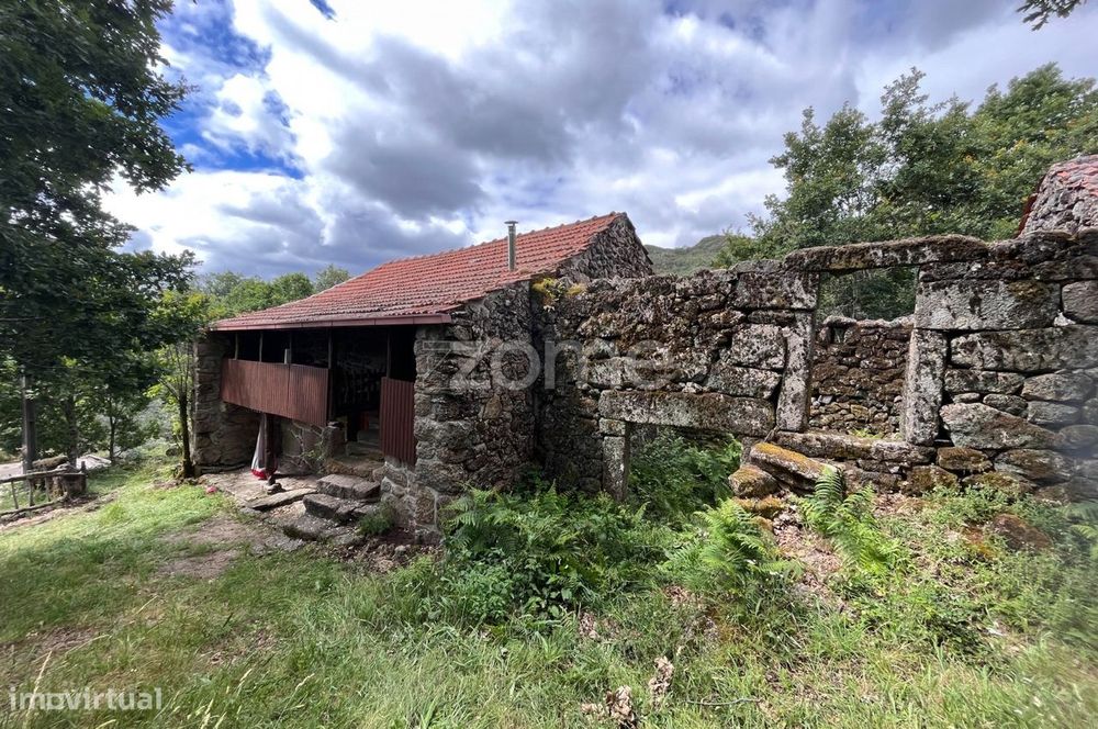 Casa Rústica em Pedra, Castro Laboreiro.