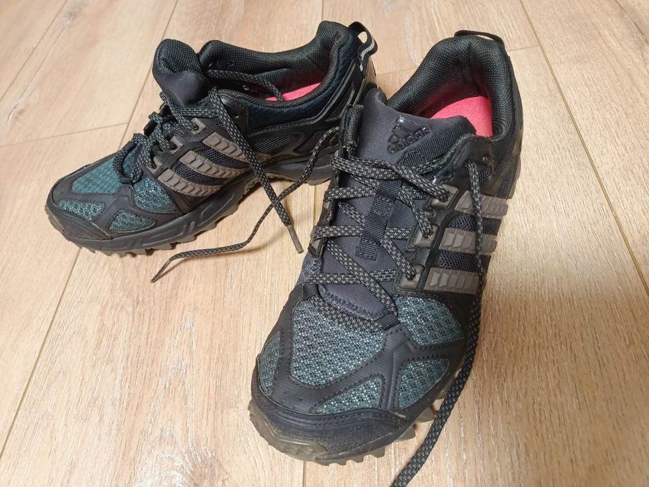 Кросівки Adidas p.39,5