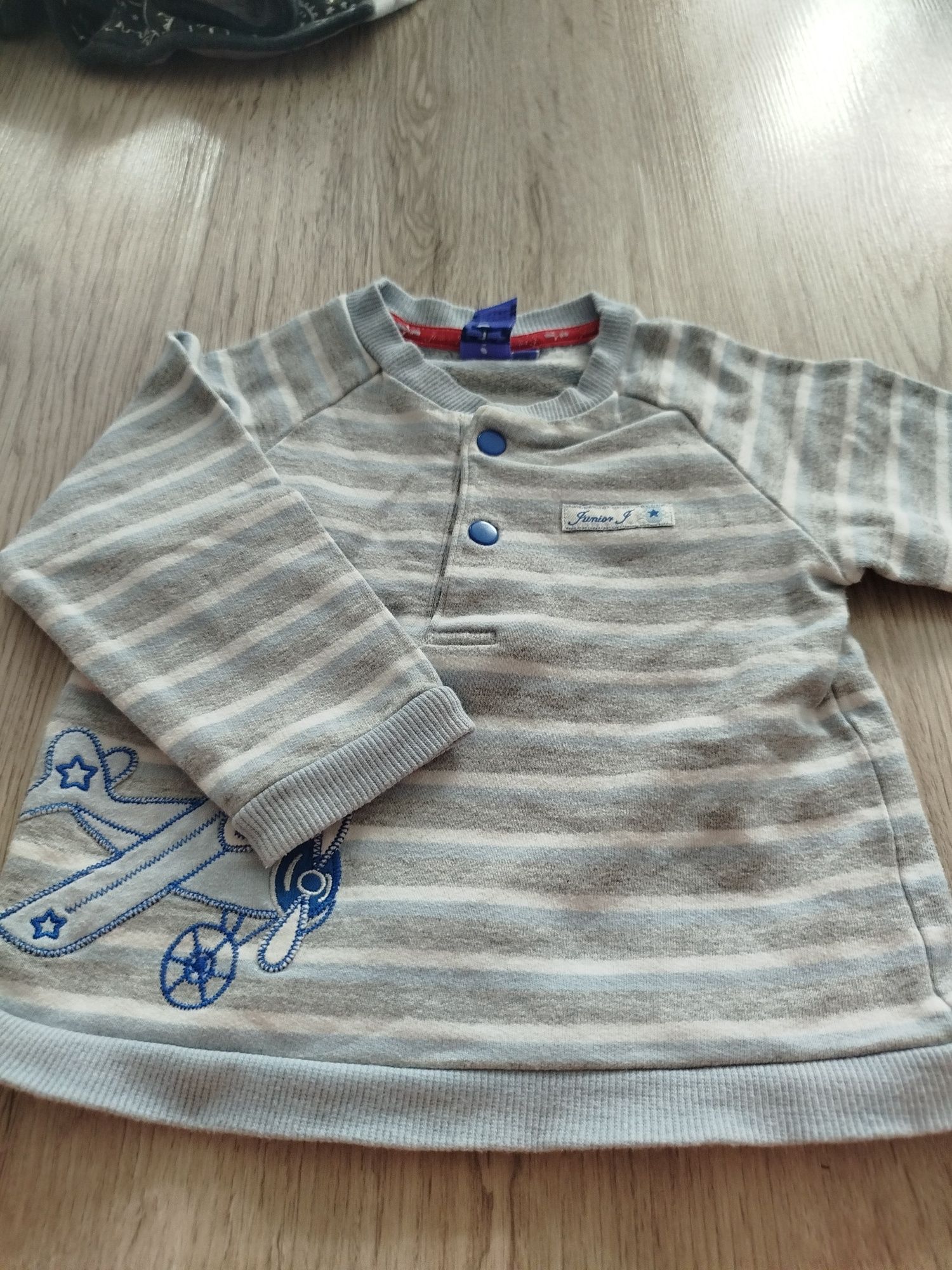 Bluza cienka rozm. 74