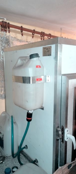 Sprzedam inkubator do jaj około 300 dużych jaj na raz