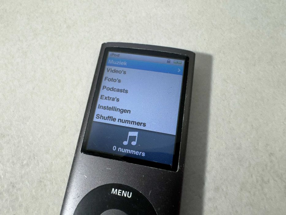 Apple iPod Nano 4 A1285 , 8GB