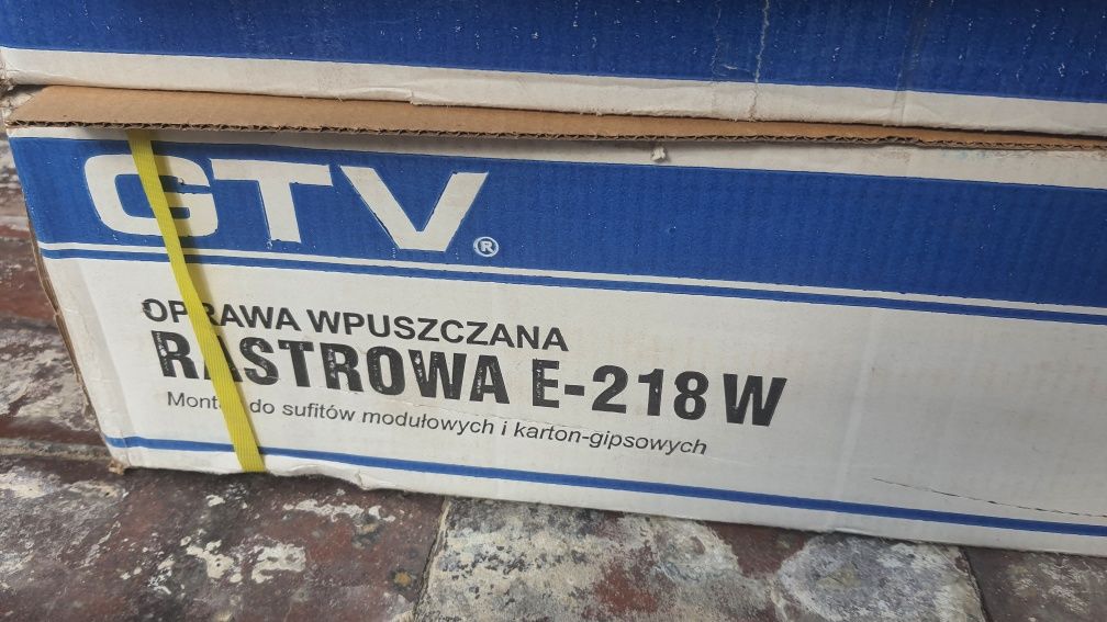Lampa Rastrowa E-218 W