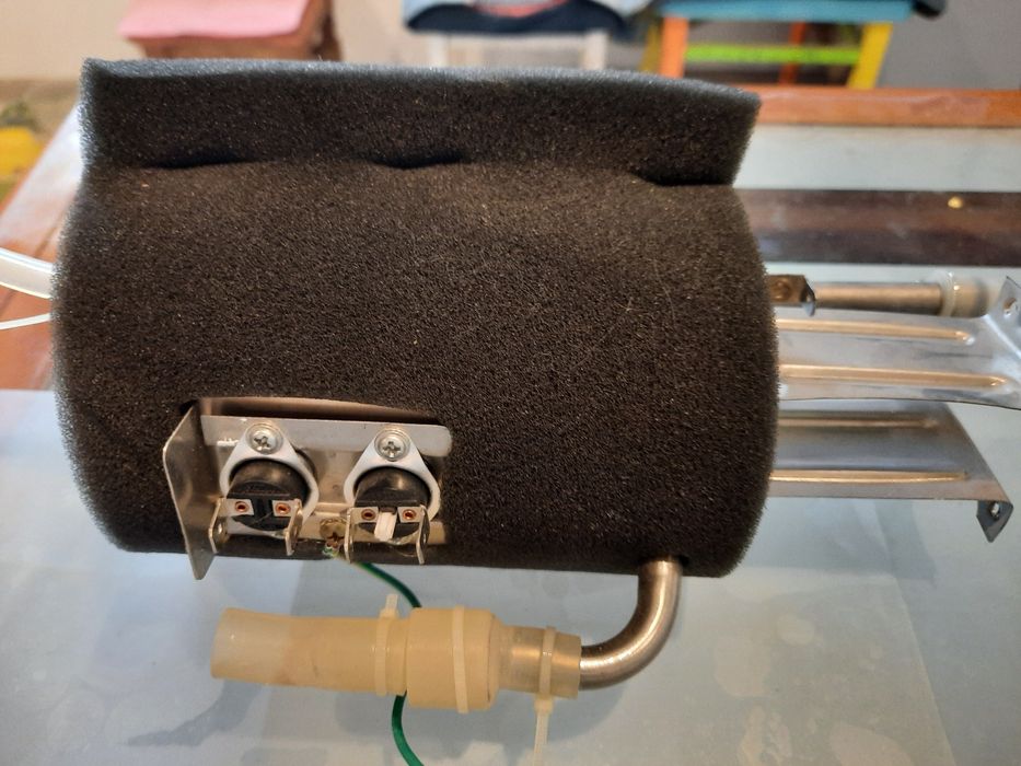 Кулер  для води. Нагрівальний єлемент..