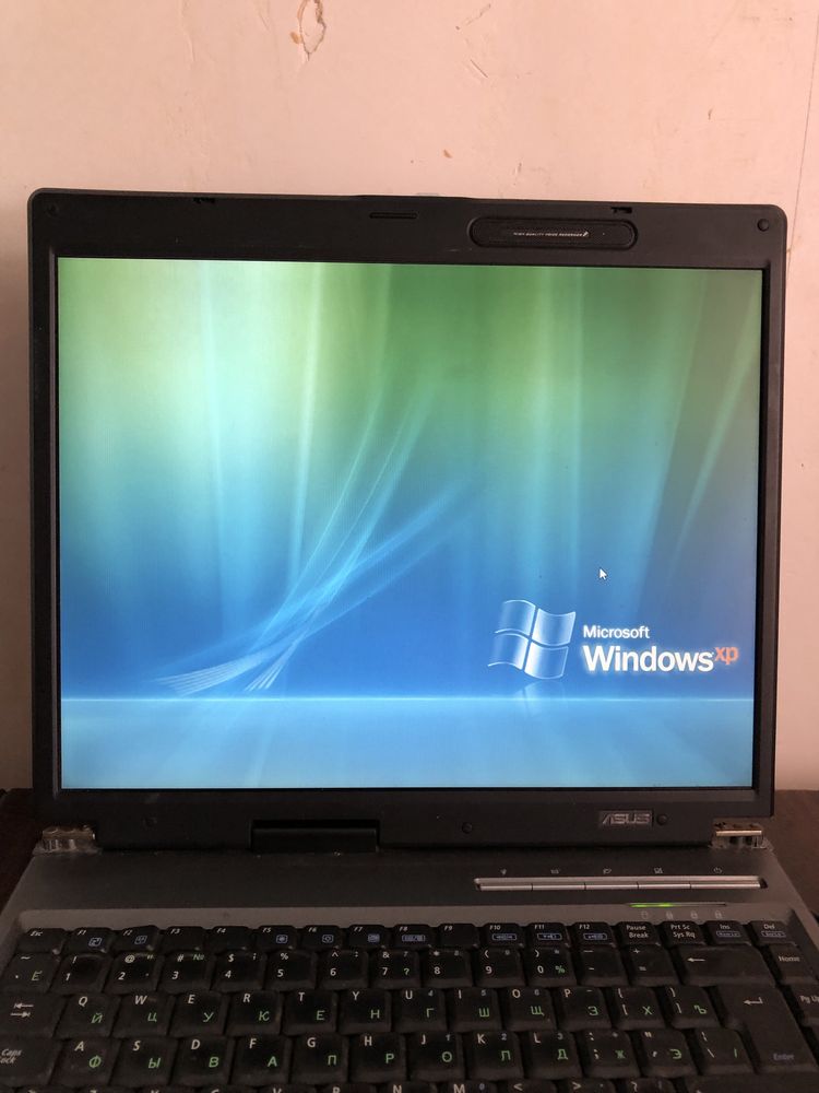 Ноутбук asus a3000