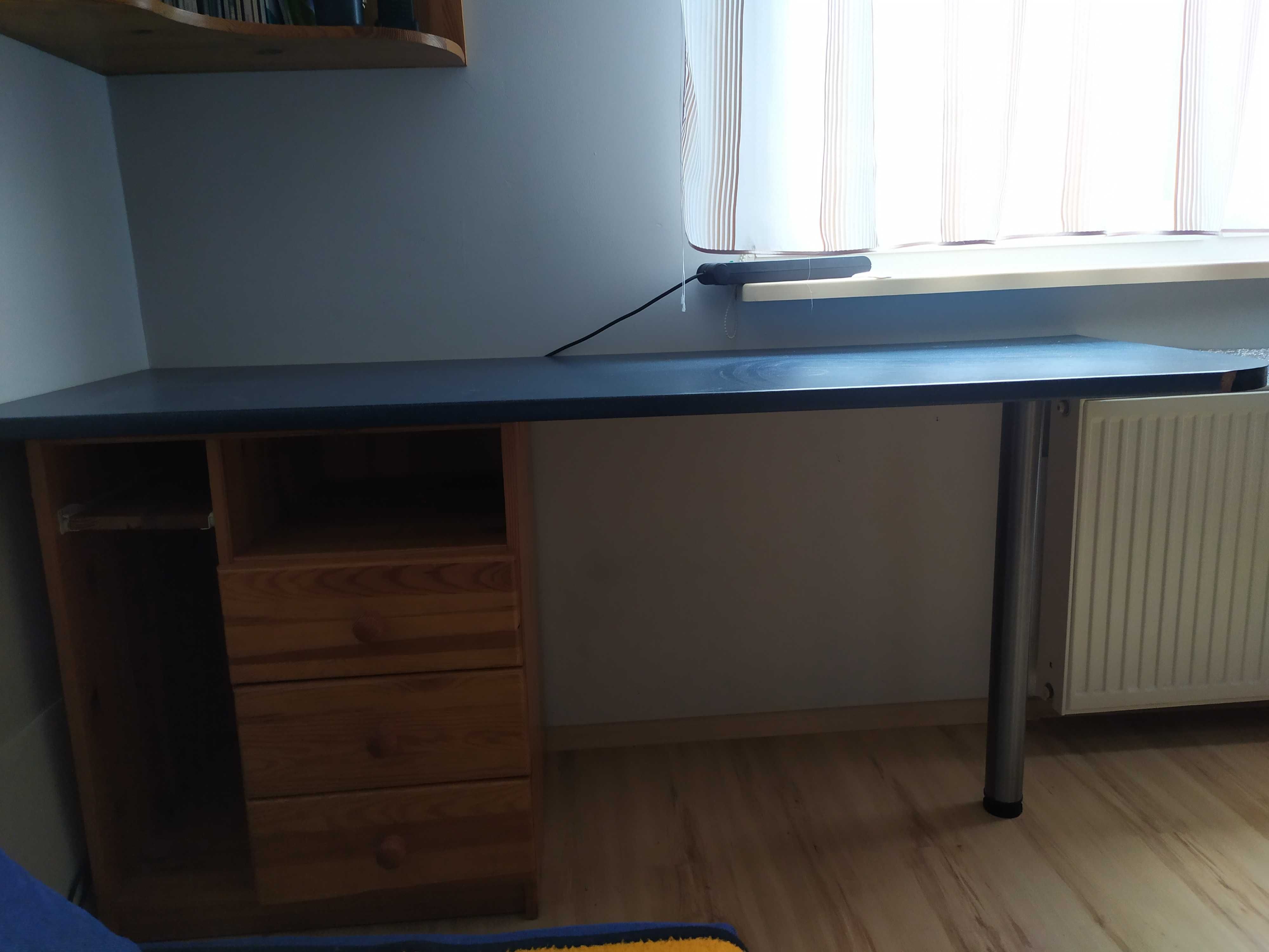 biurko sosnowe pojedyncze lub podwójne z jednym blatem dla rodzeństwa