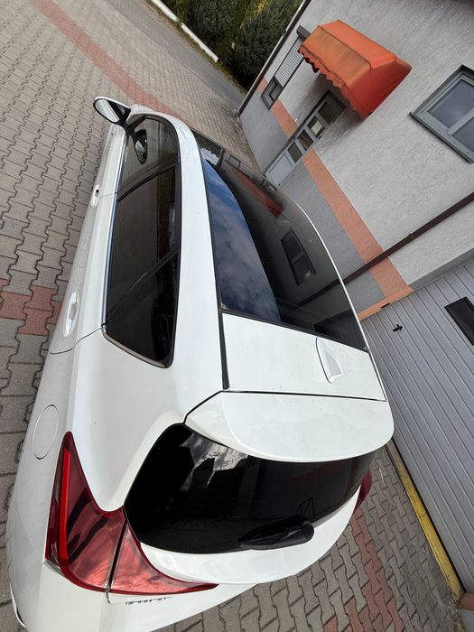 Toyota Auris Hybrid 1.8 • Panoramiczny dach • 2017 • 52 300 km