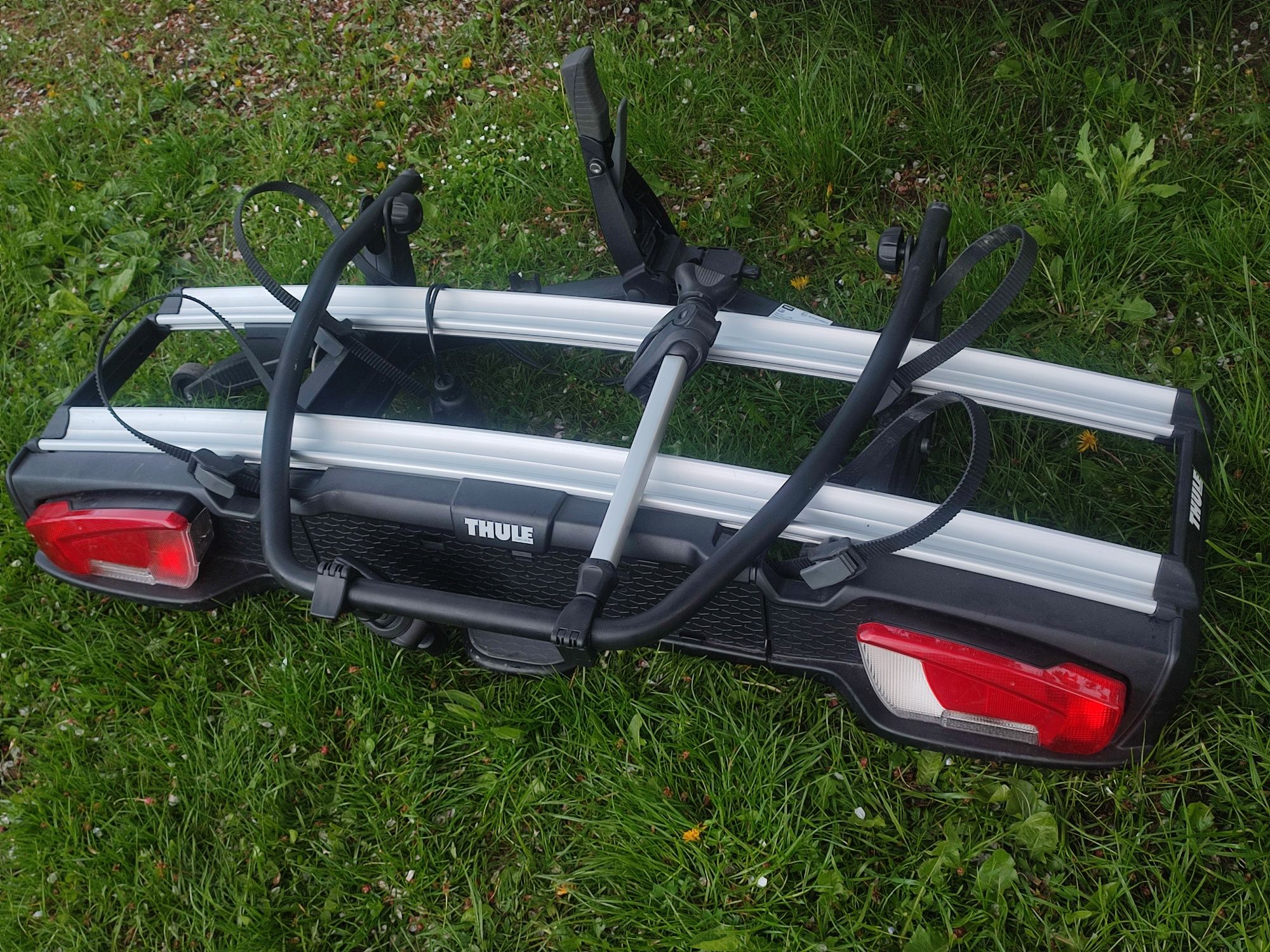 Uchwyt Thule 938, platforma na 2  rowery elektryczne XT2 e-bike