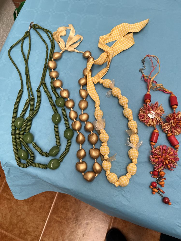 Conjunto de 4 colares