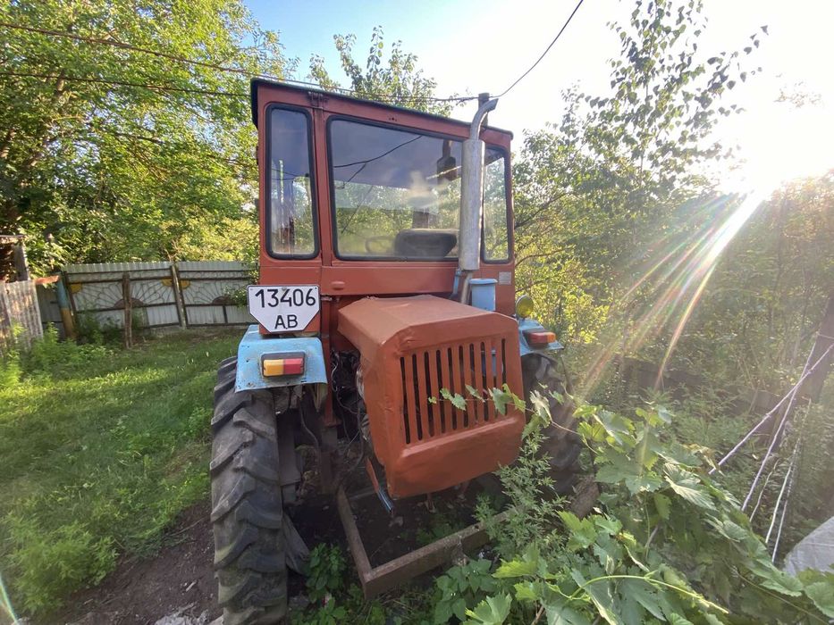 Продам трактор  Т-16