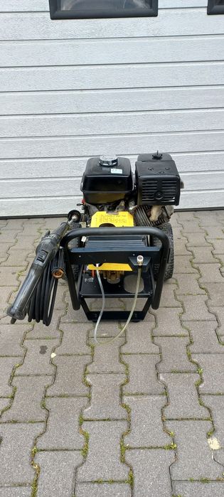Karcher HD 1050 b spalinowa