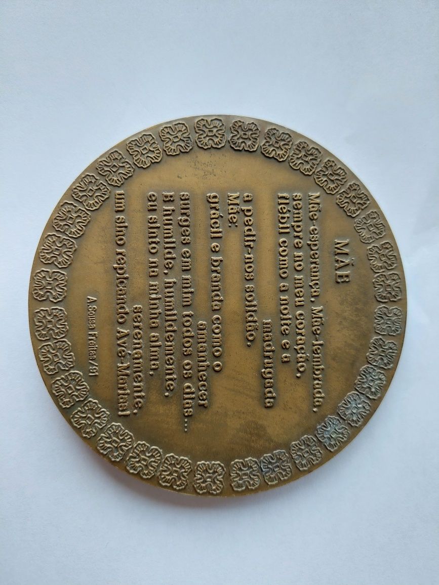 Medalha/Medalhão comemorativo do Dia da Mãe