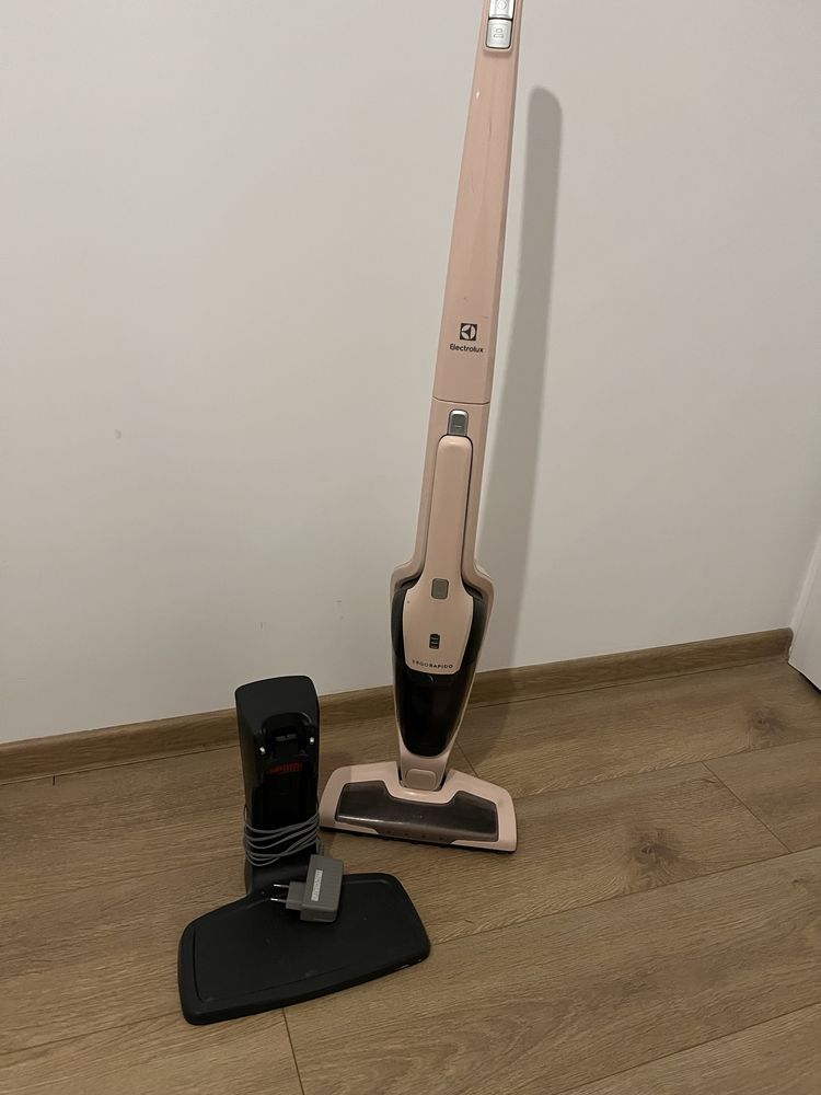 Odkurzacz electrolux EER73BP