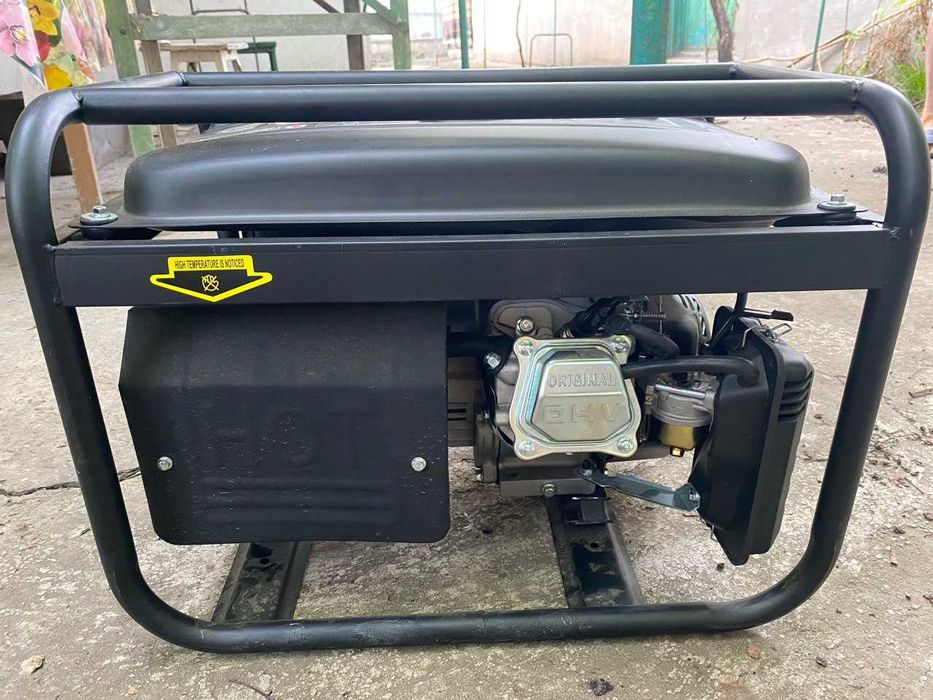 Бензиновий генератор  APS8200A 3,8 кВт з мідною обмоткою