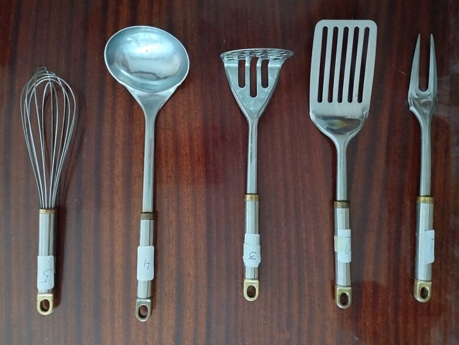 Пельменница.Ситечко для чая.Кухонный инвентарь.Терка для овощей.