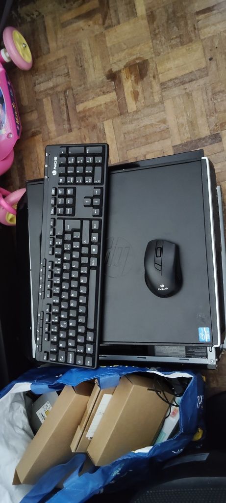 Vendo torre HP i3 400gb SSD 16gb RAM ideal teletrabalho e-escola