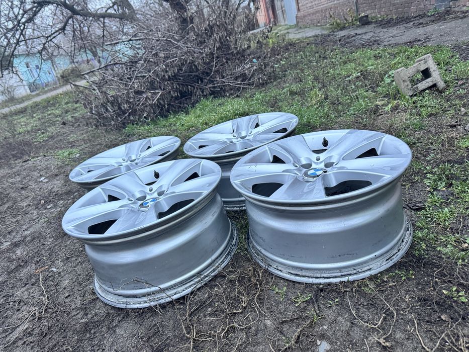Диски R 17 оригинал BMW в хорошем состоянии
