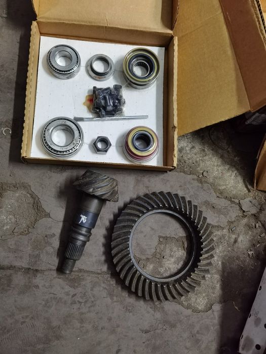 главная пара в передний мост GM 8,25 (пара 3,73)