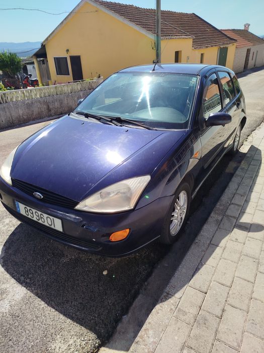 Ford Focus 1.4cc 16v  1999