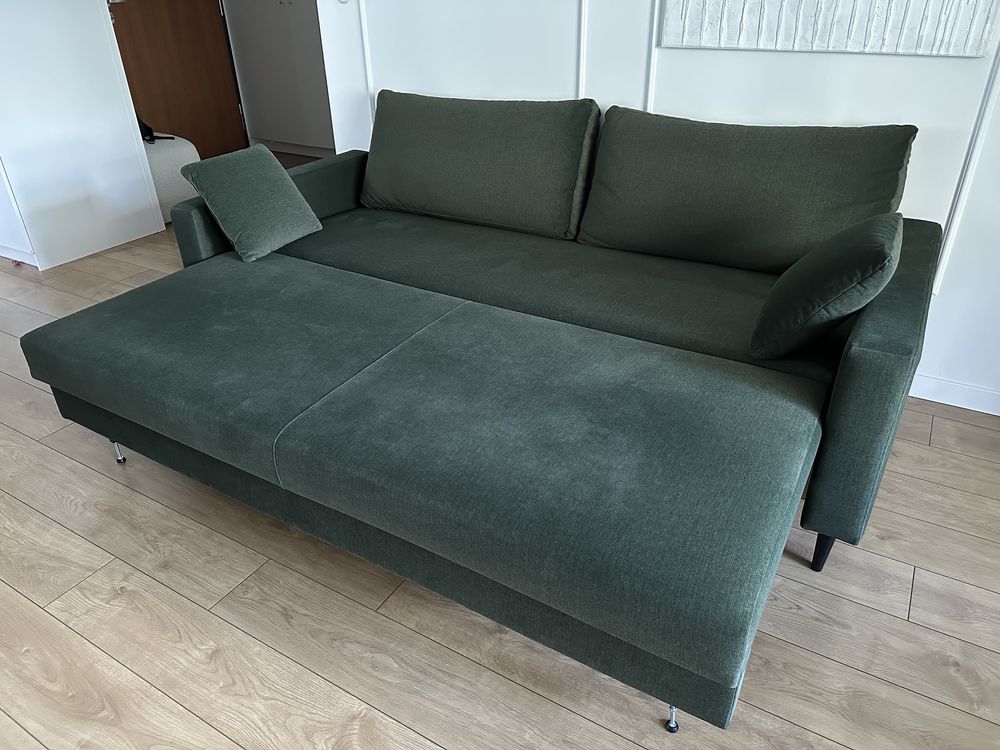 Zielona sofa 3-odobowa z funkcja spania