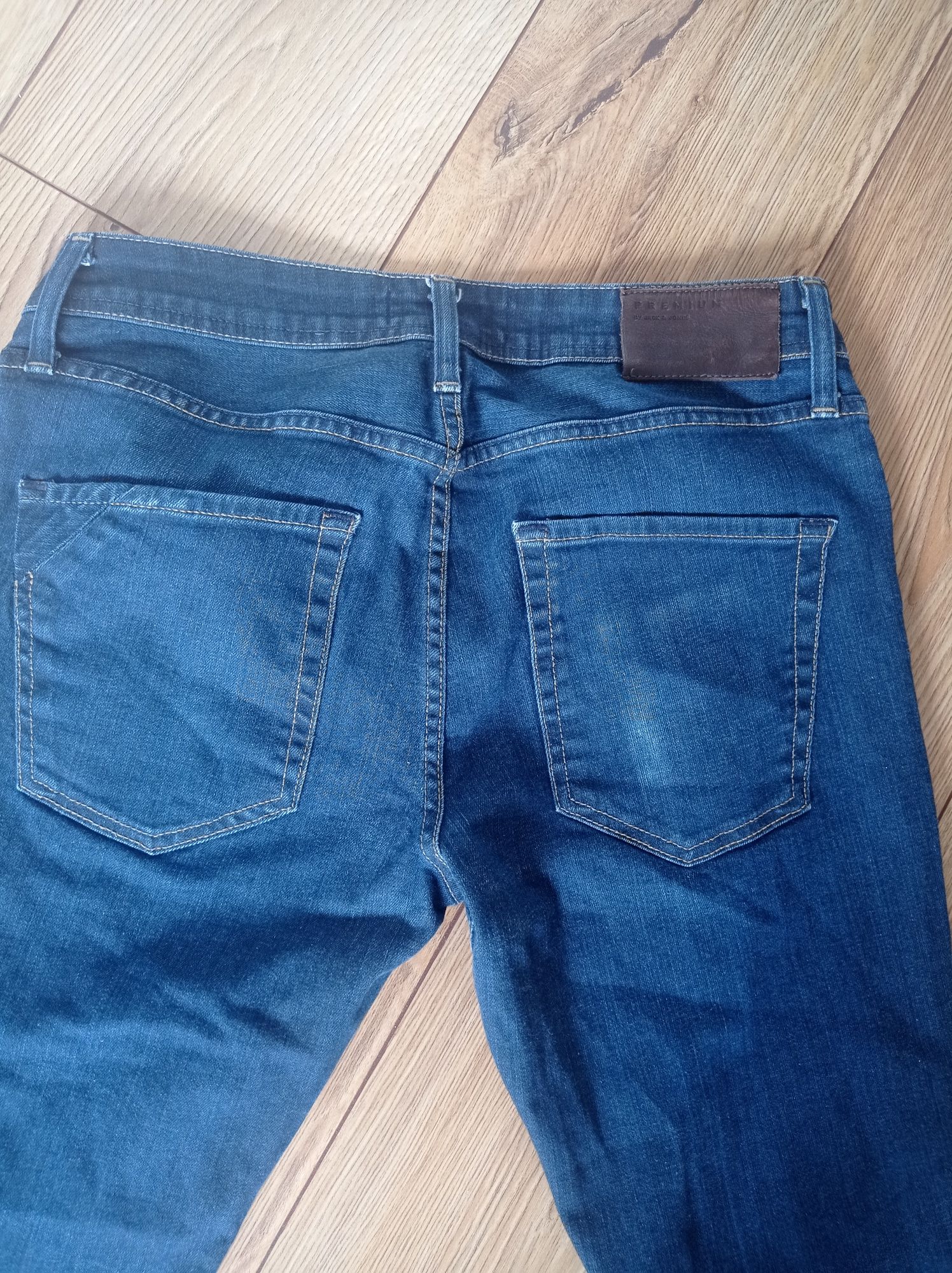 Spodnie męskie Jack & Jones. L32/W32., stan idealny