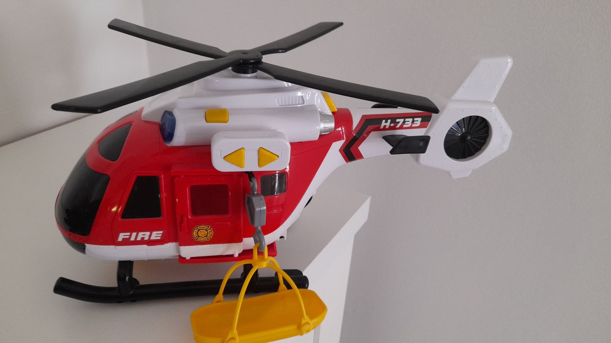Helikopter na baterie