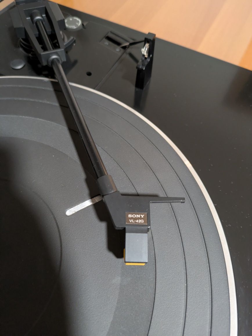 Gira-discos Sony PS-LX431