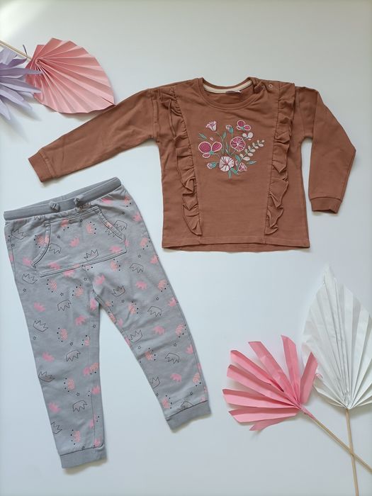 Zestaw komplet bluza na długi rękaw spodnie dresowe 98 na jesienny