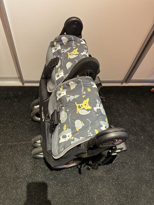 Wózek spacerowy bliźniaczy Baby Jogger City Mini
