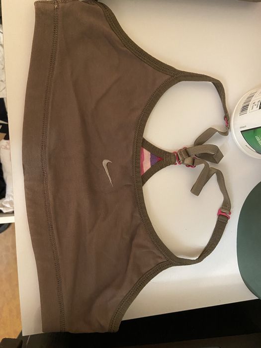 Топ спортивный найк