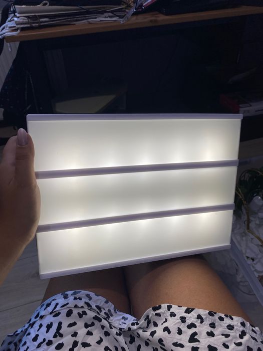 Ścianka led na baterie - w zestawie literki