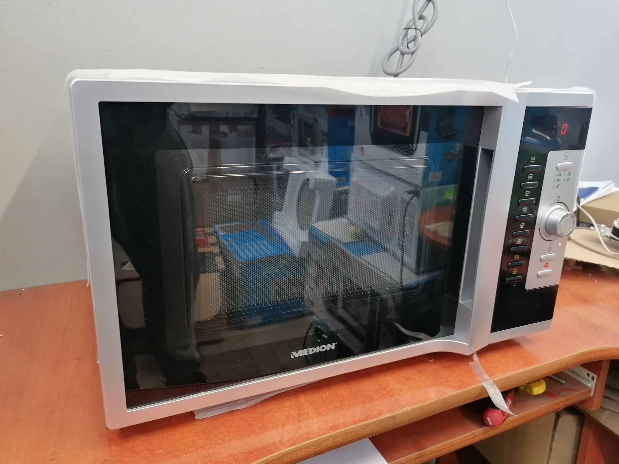 Mikrofalówka medion 28L