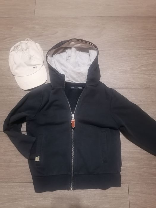 Bluza chłopięca plus czapka