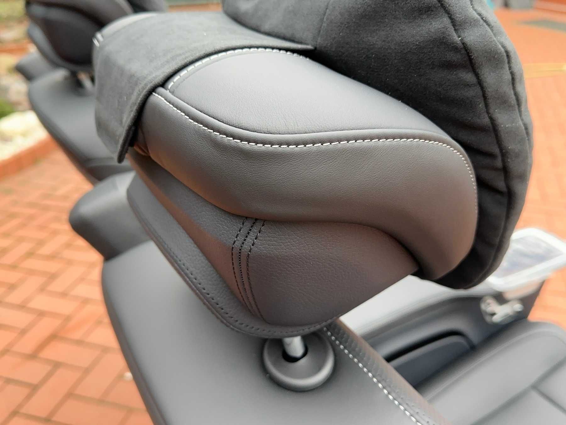 Нові сидіння (капітанки) Mercedes V-класу Vito W447 2023 FULL VIP