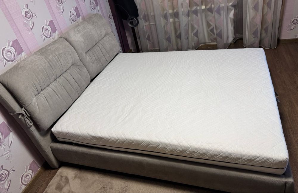 Продам матрас Blest Scandi Memory (160/200) .