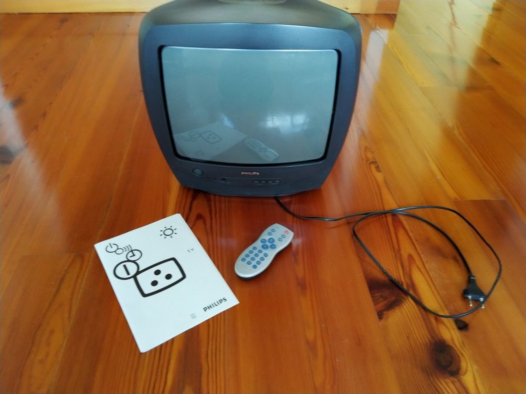 Televisão philips modelo 14pt1353/00 anos 90. Ver bem descrição