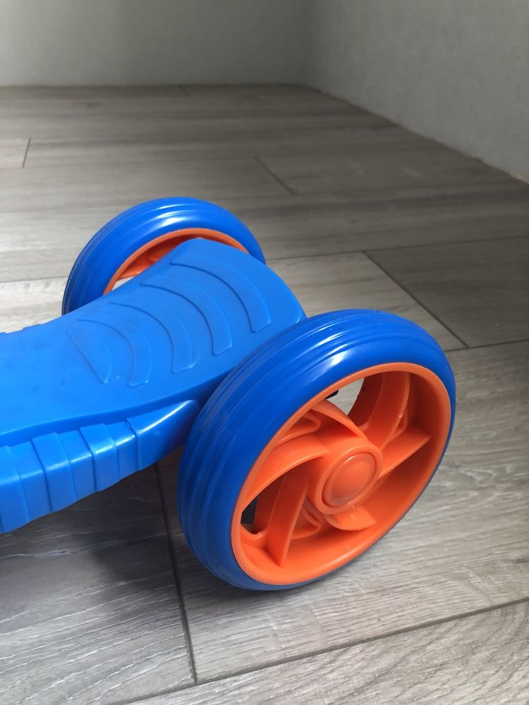 Скутер дитячий ліцензійний hot wheels