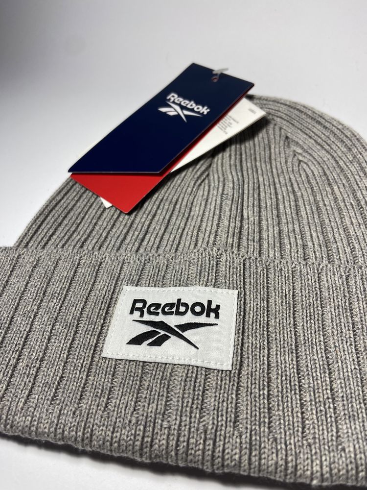 Шапка Reebok nsw