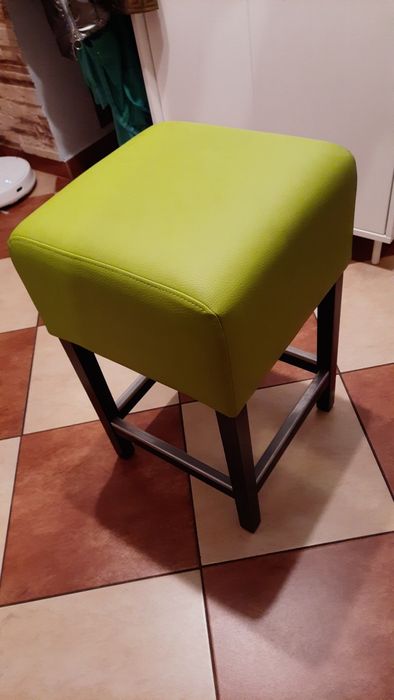 Pufy hokerowe kolor lime - 4szt-2 wymiary wysokości