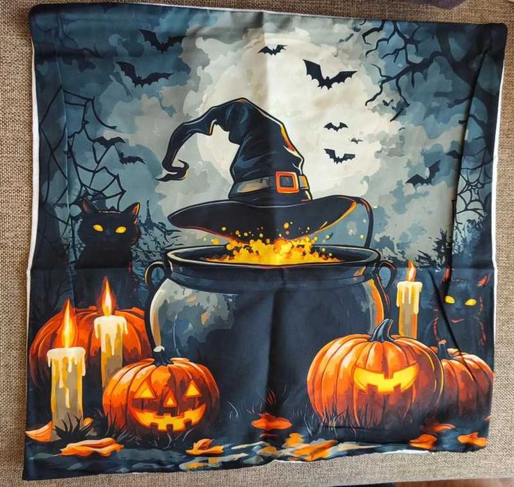 Poszewka na poduszkę z halloweenowym wzorem