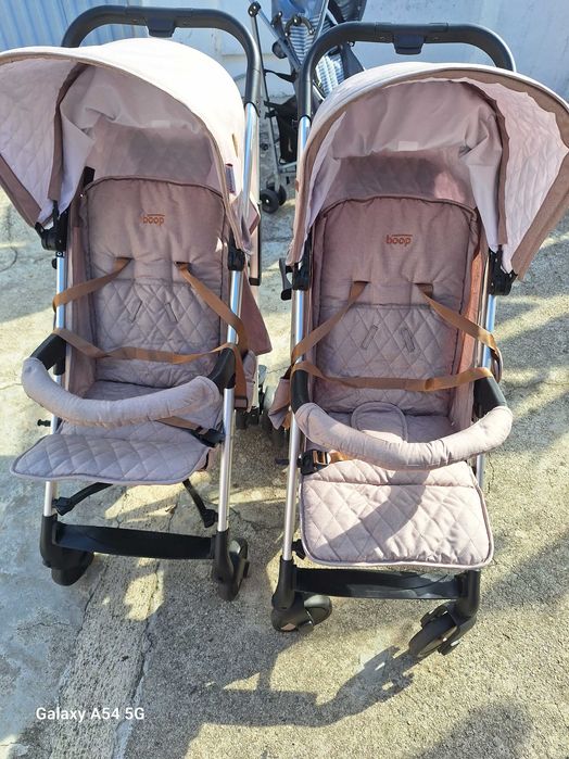 Carrinhos bebe como novos