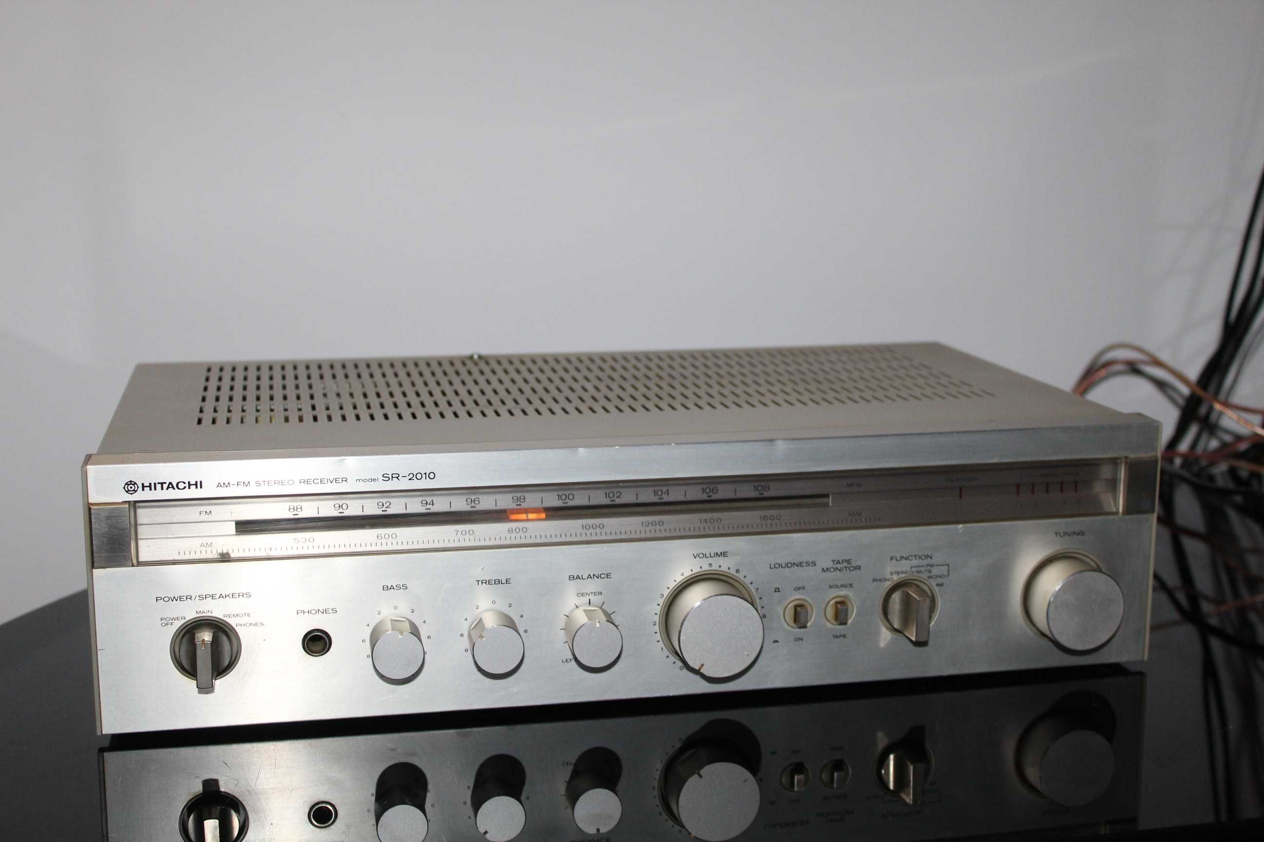 HITACHI SR-2010 Amplituner wzmacniacz audiofilski vintage  Wysyłka