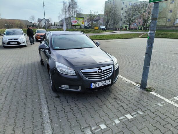 Opel Insignia Sports Tourer 2.0 CRDi 2010 r.