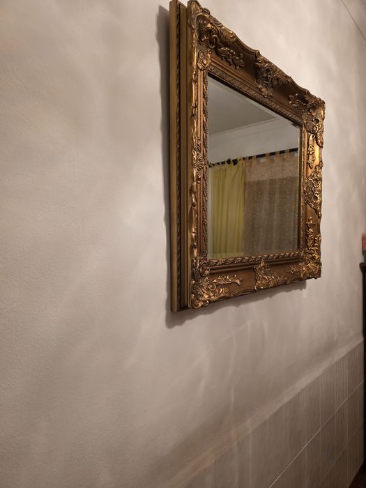 Espelho todo dourado