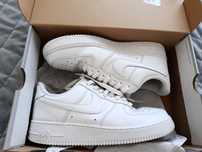 Buty męskie oryginalne Nike Air Force 1 '07 białe używane r. 43