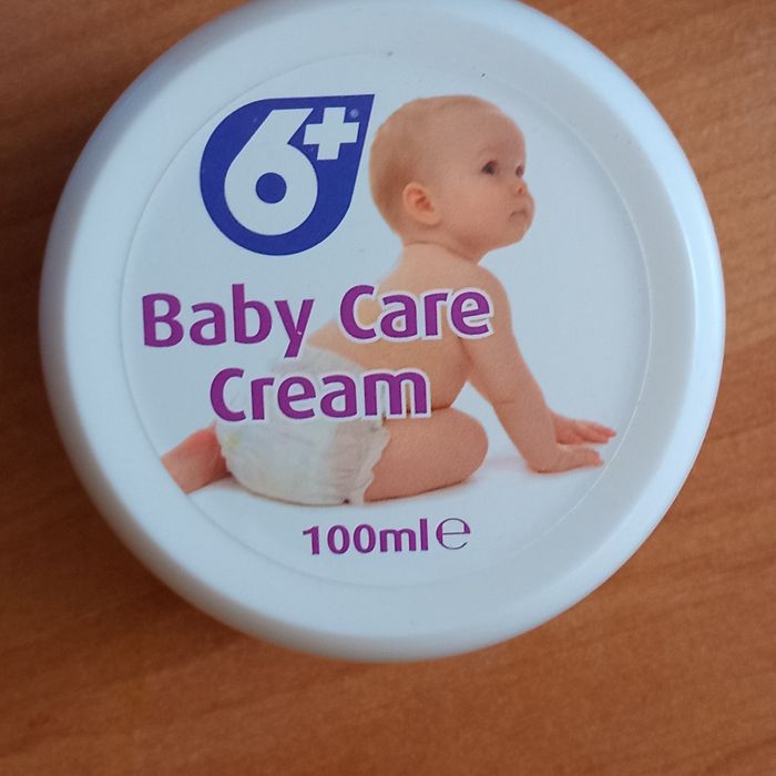 Набір крем, присипка за  77 грн