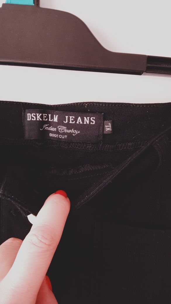 Nowa spódnica jeansowa guziki r. 42