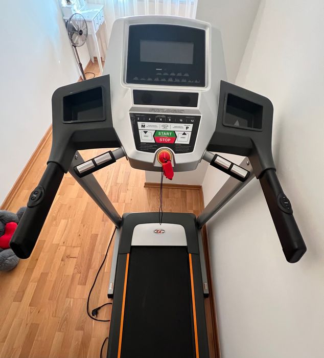 Бігова доріжка Fitlogic